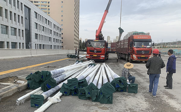 乌尔禾太阳能路灯灯杆垂直度矫正方法与维护